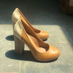 Aldo two toned chunky heels